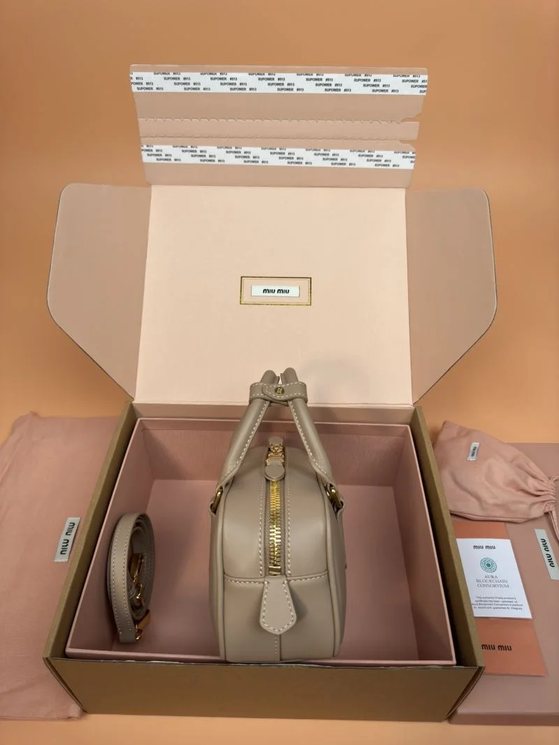 Miu Miu Top Handle Bags Trendsetting 55960