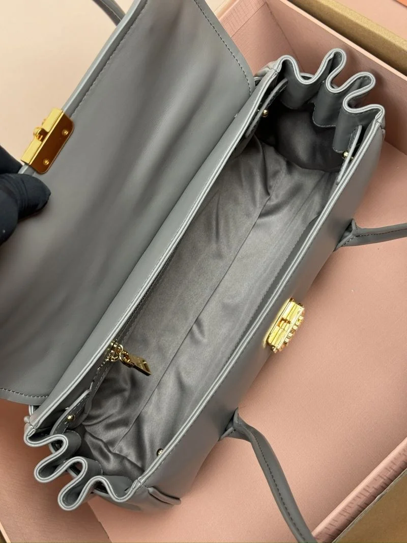 Miu Miu Top Handle Bags Elegant 56003