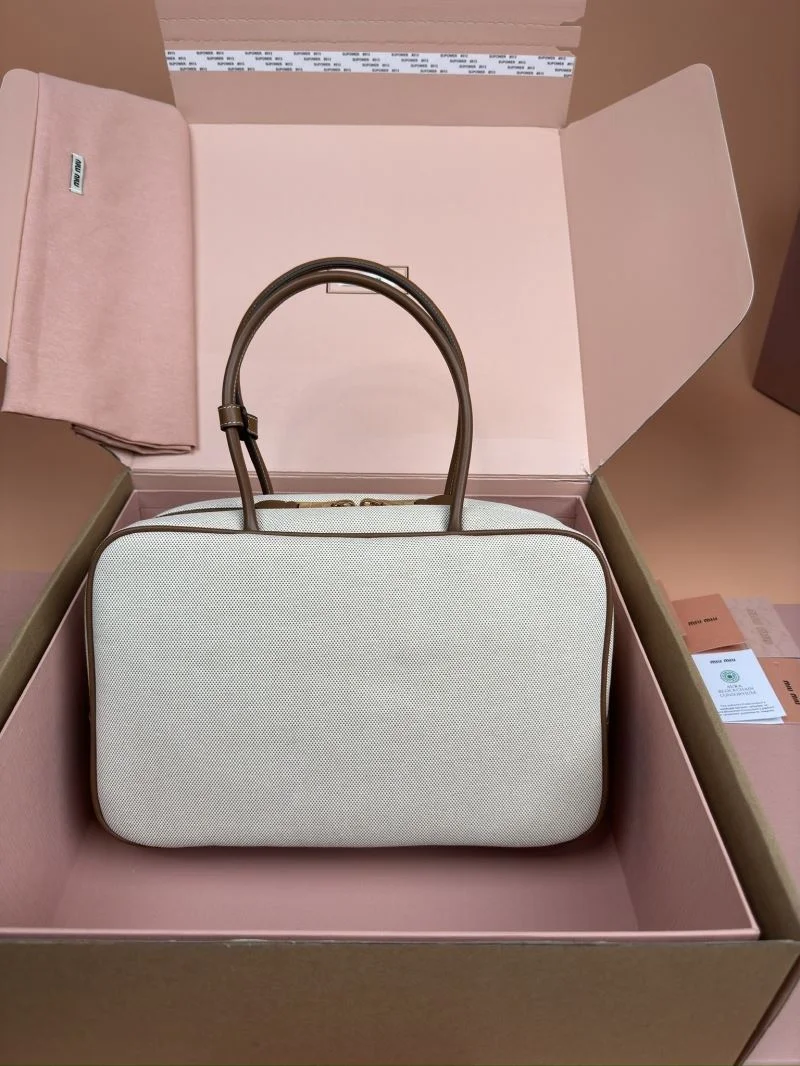 Flexible Miu Miu Top Handle Bags 55955
