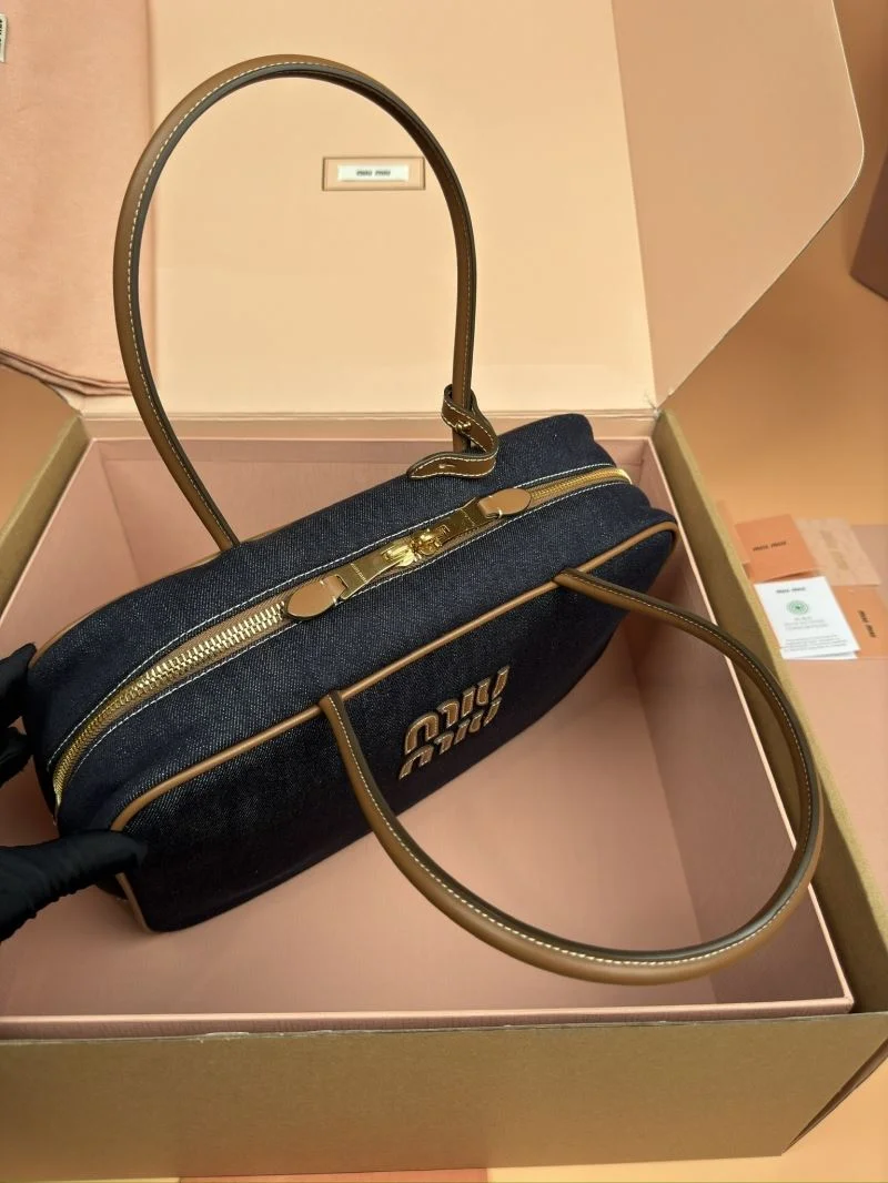DailyWear Miu Miu Top Handle Bags 55943