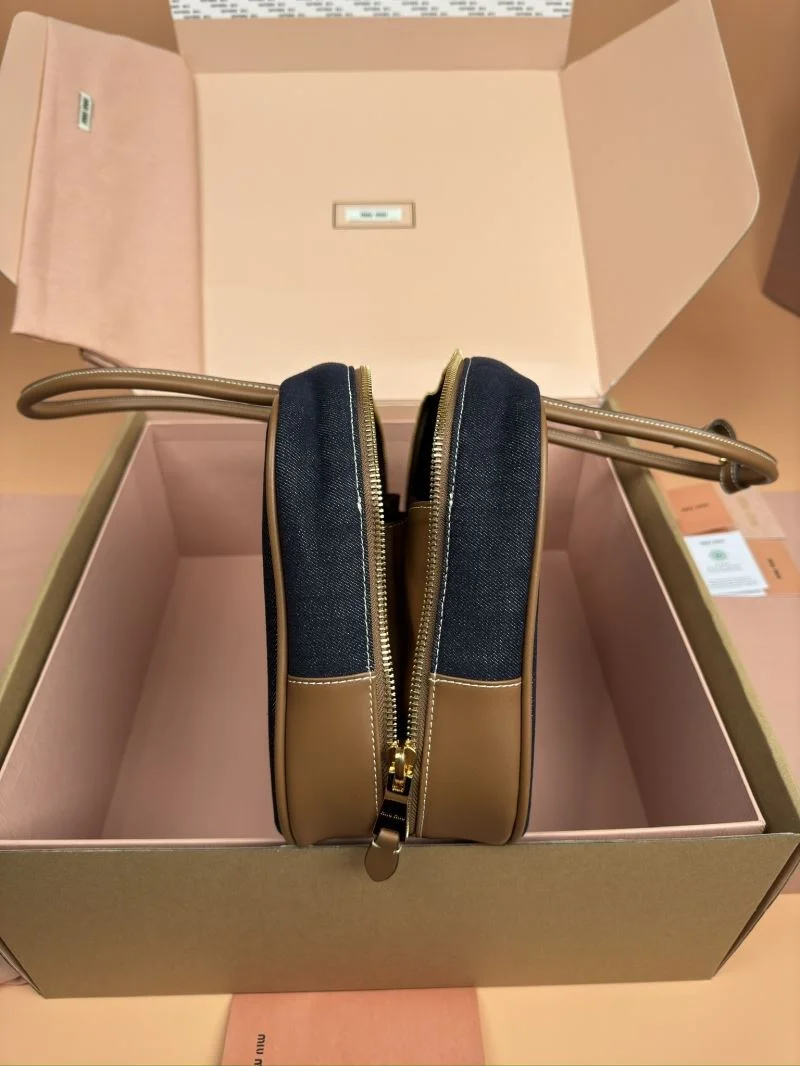 DailyWear Miu Miu Top Handle Bags 55943