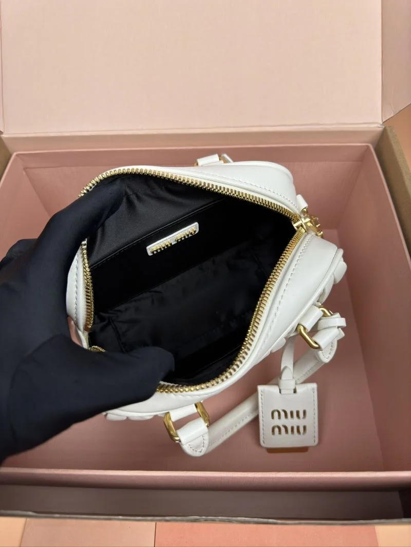 Miu Miu Top Handle Bags Sophisticated 55936