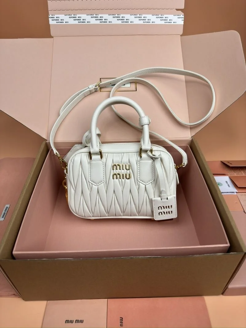 Miu Miu Top Handle Bags Sophisticated 55936
