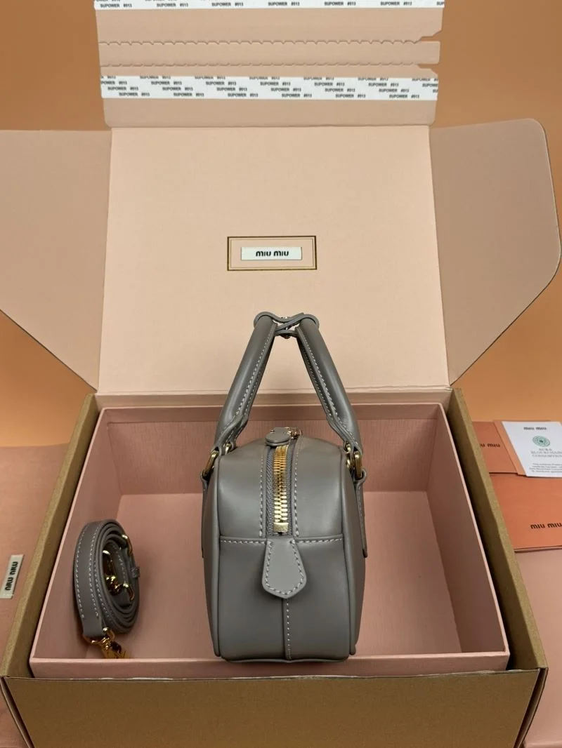 SmartChoice Miu Miu Top Handle Bags 37620