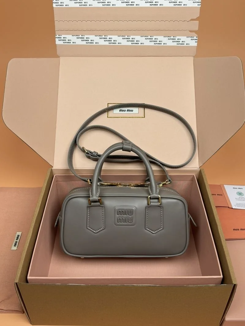 SmartChoice Miu Miu Top Handle Bags 37620