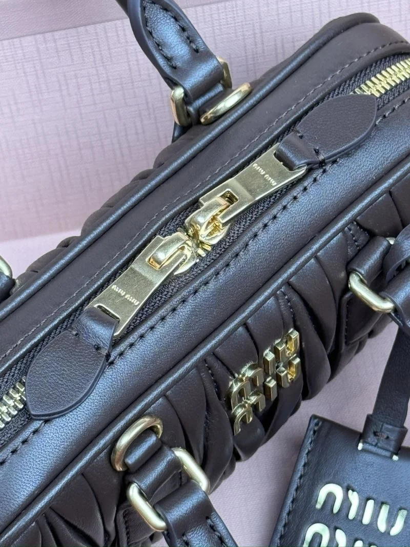 Miu Miu Top Handle Bags Casual 55922