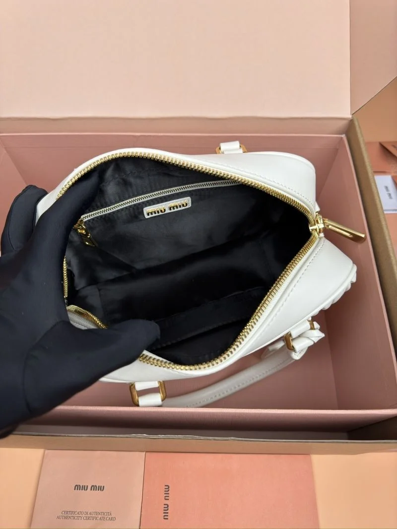 Miu Miu Top Handle Bags GoodFit 55907