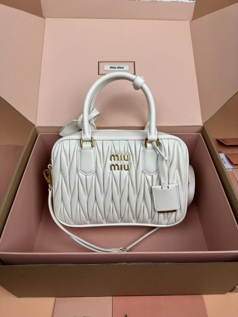 Miu Miu Top Handle Bags GoodFit 55907