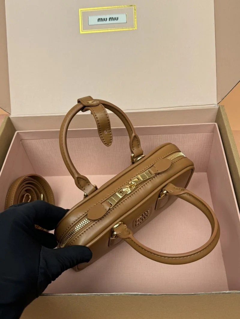 Miu Miu Top Handle Bags Elegant 55880