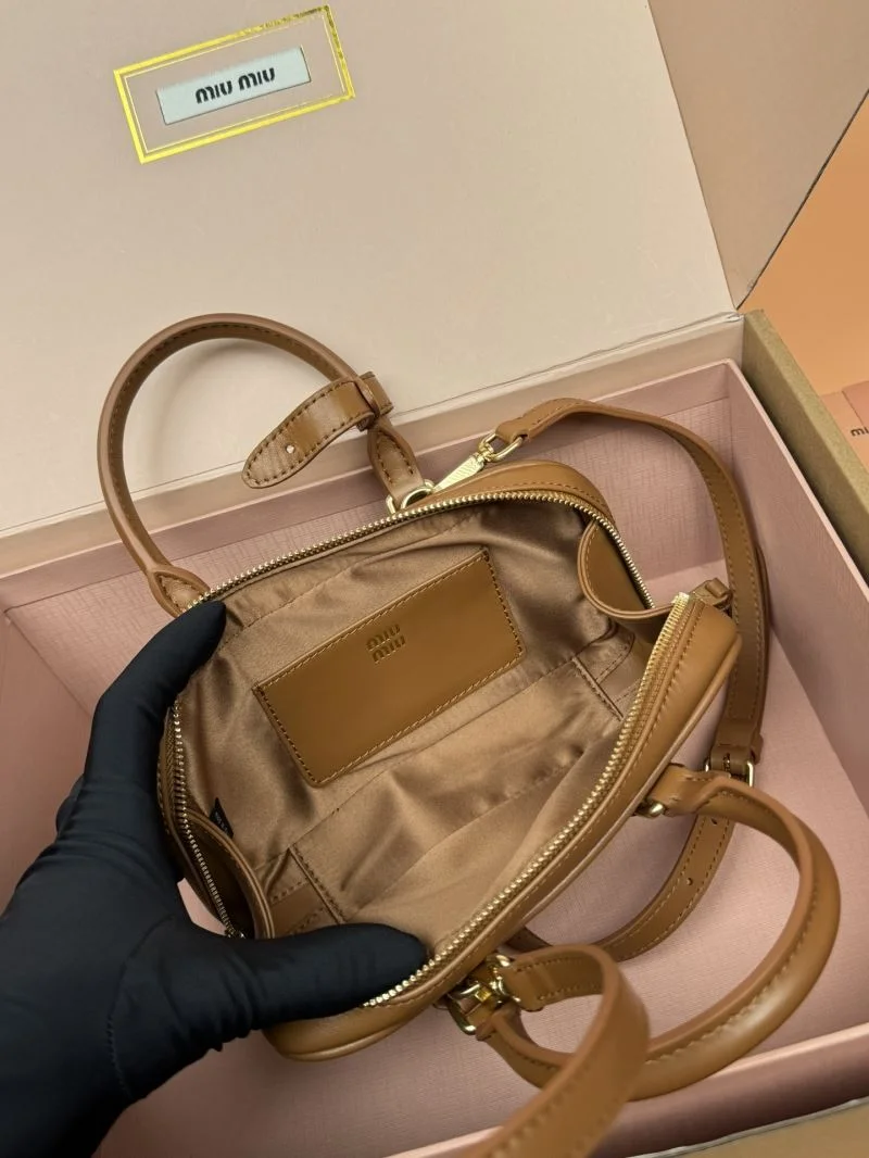 Miu Miu Top Handle Bags Elegant 55880