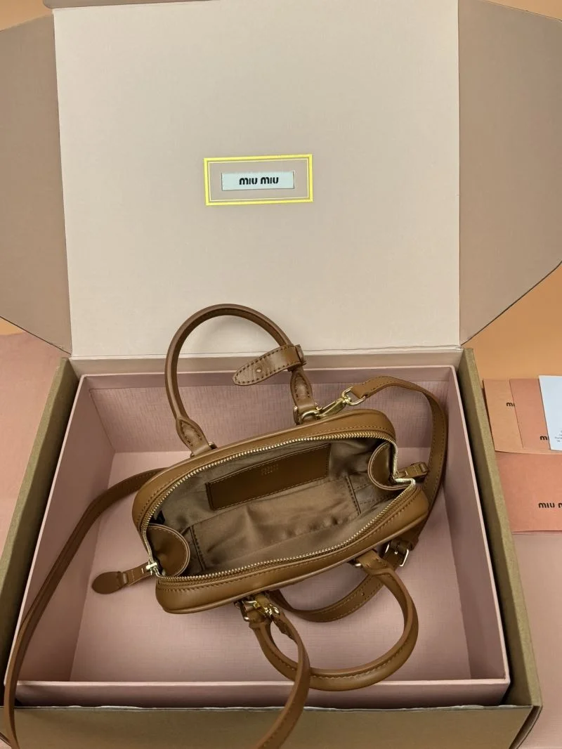 Miu Miu Top Handle Bags Elegant 55880