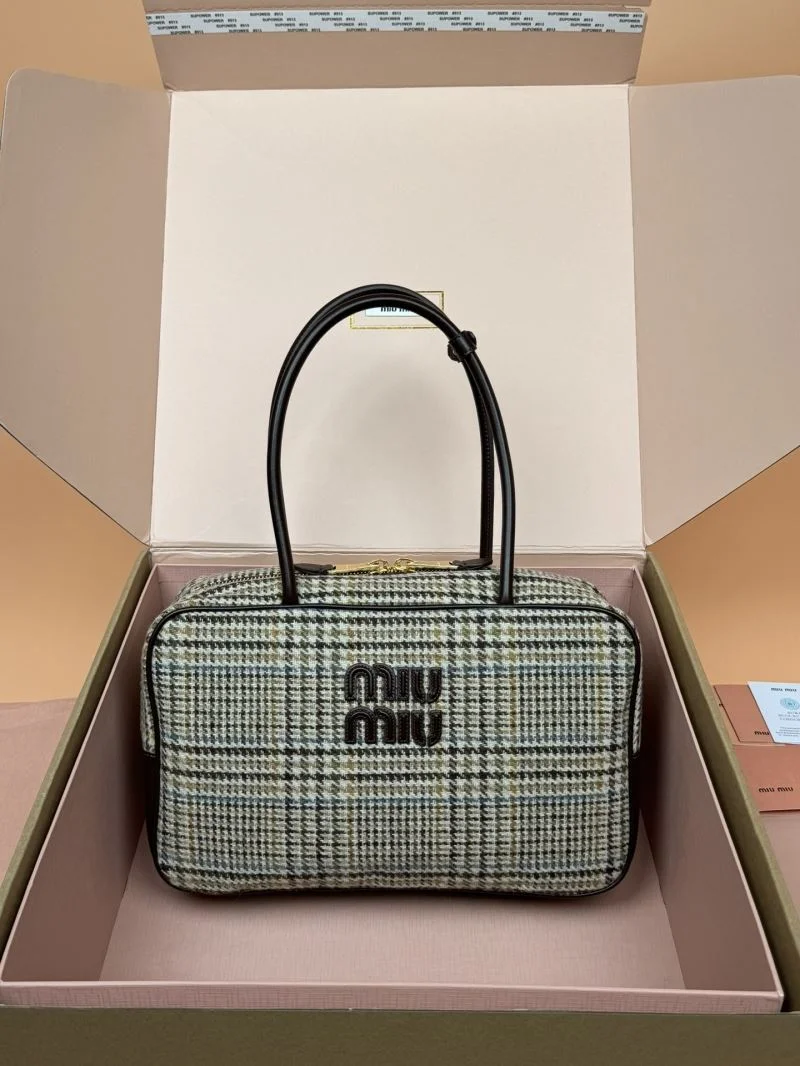 Miu Miu Top Handle Bags Snug 55883