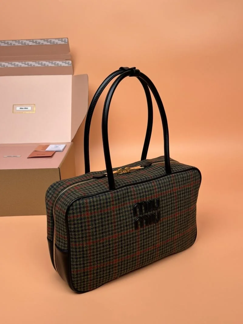 Lightweight Miu Miu Top Handle Bags 55911