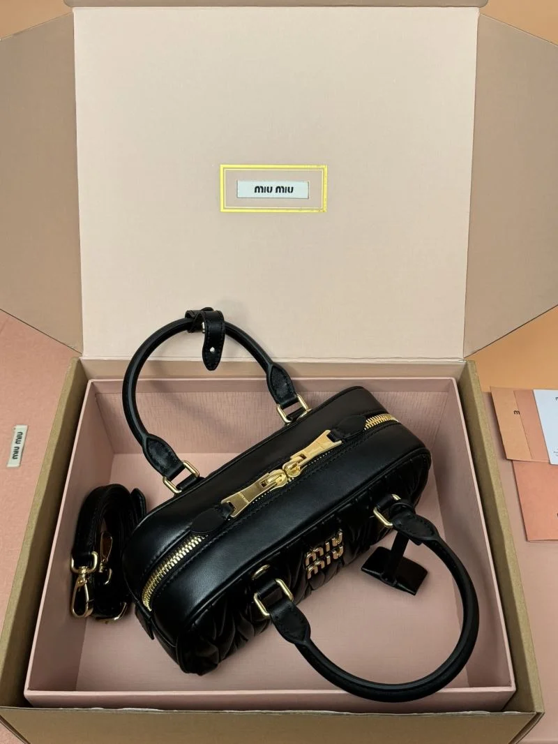 Miu Miu Top Handle Bags Snug 55899