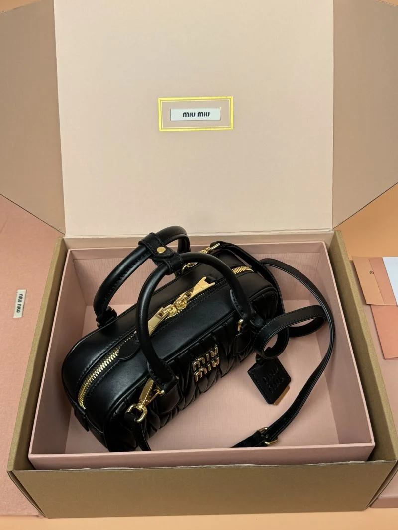 Miu Miu Top Handle Bags Snug 55899