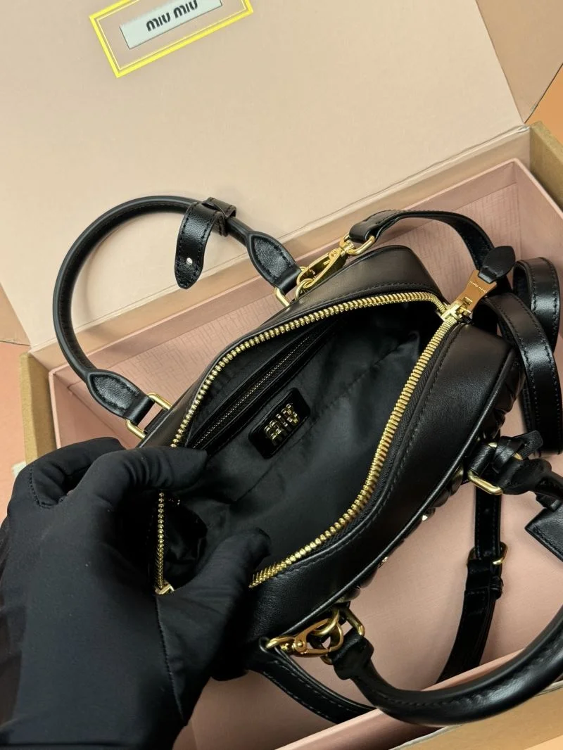Miu Miu Top Handle Bags Snug 55899
