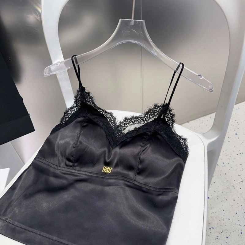 Miu Miu Vest Sustainable 276898