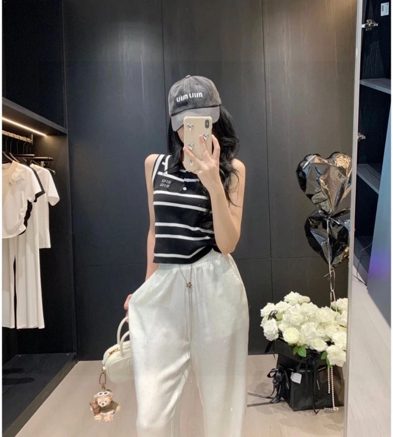 Miu Miu Vest Unisex 276905