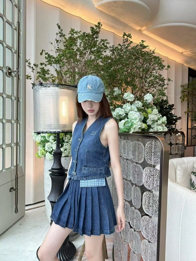 Miu Miu Vest Cozy 152138