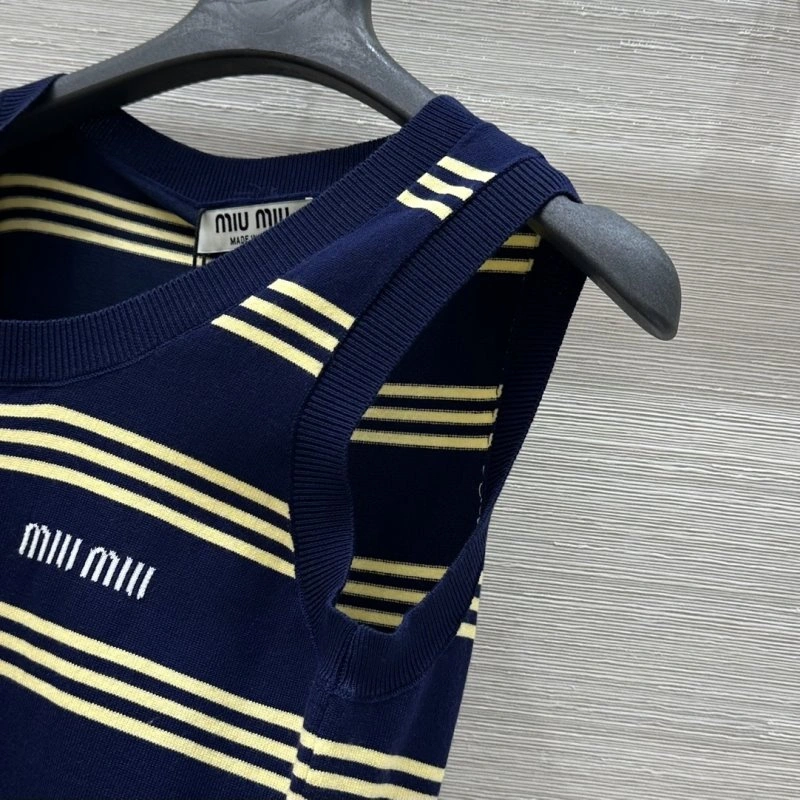Miu Miu Vest Tailored 150986