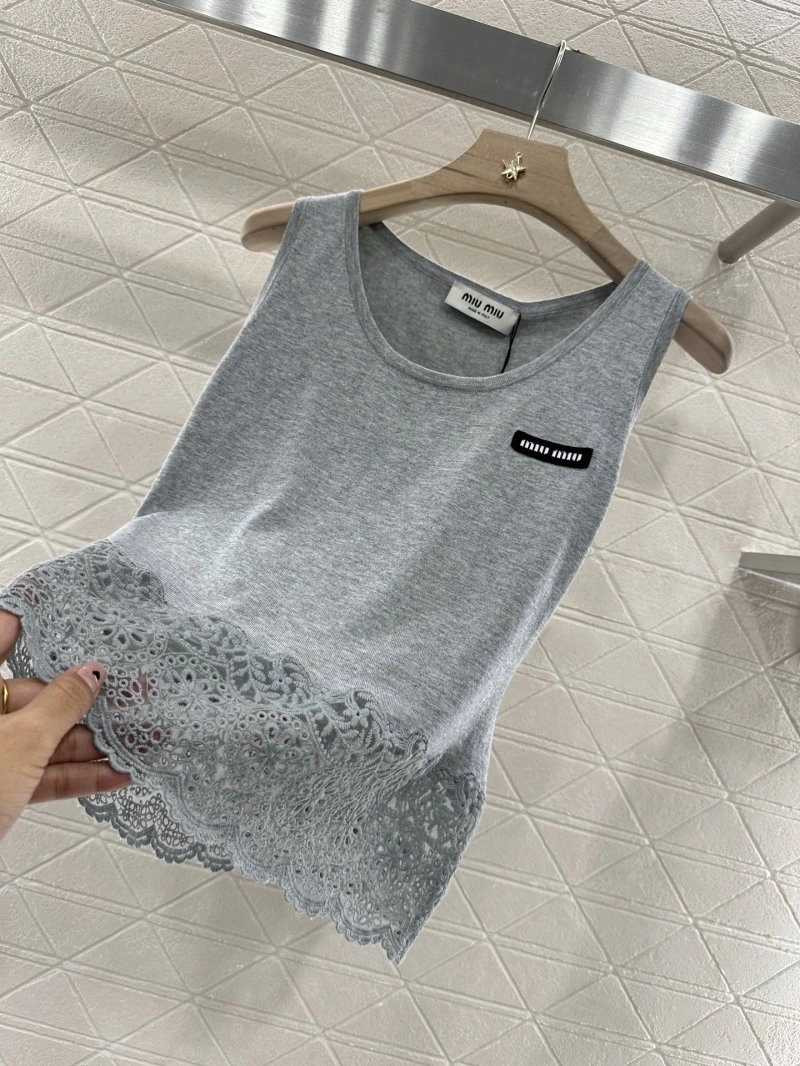 Miu Miu Vest Supportive 150982