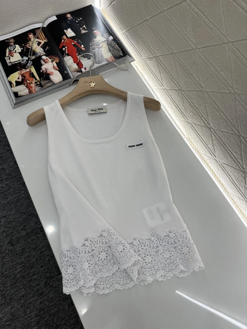 Miu Miu Vest Neat 150980