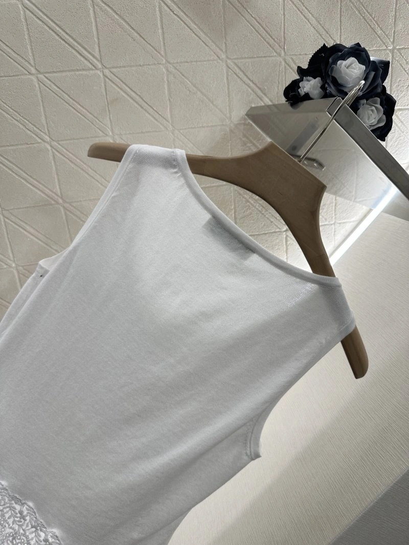 Miu Miu Vest Neat 150980