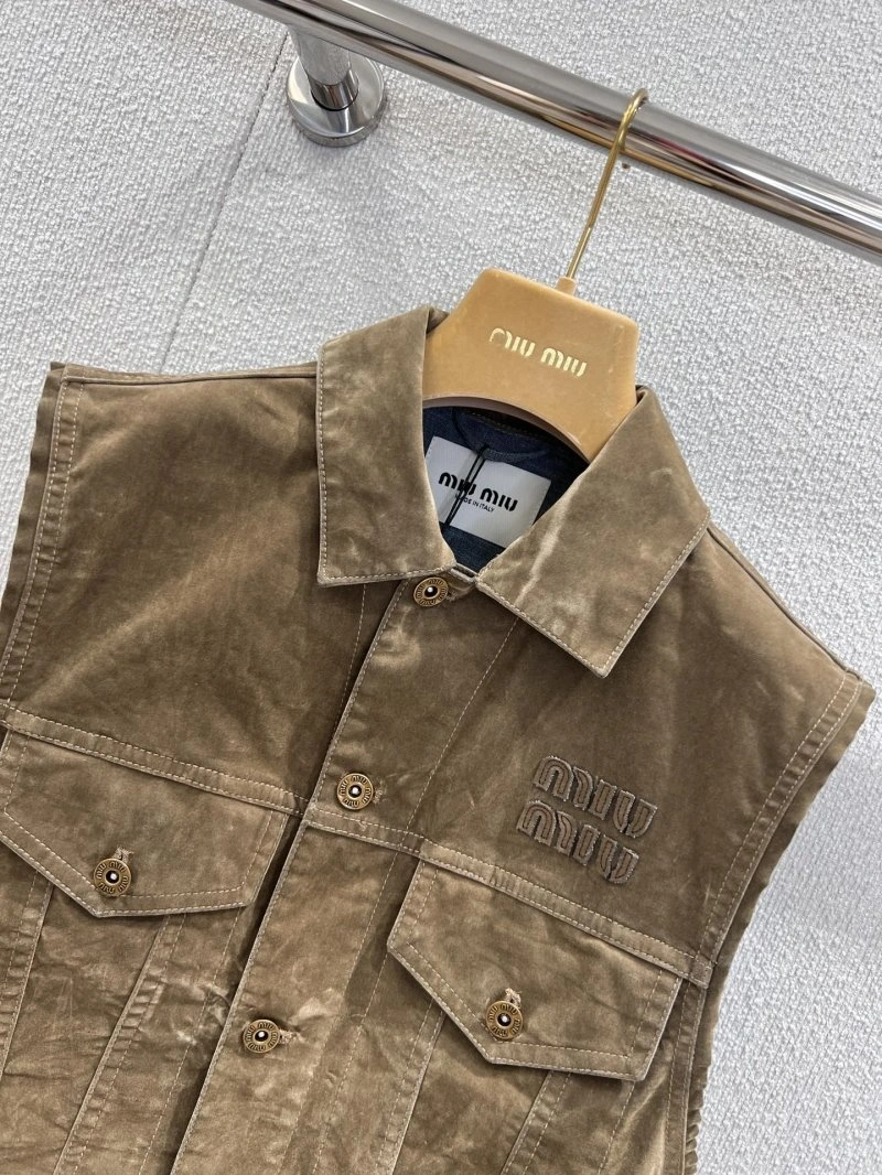 Miu Miu Vest UrbanChic 150968