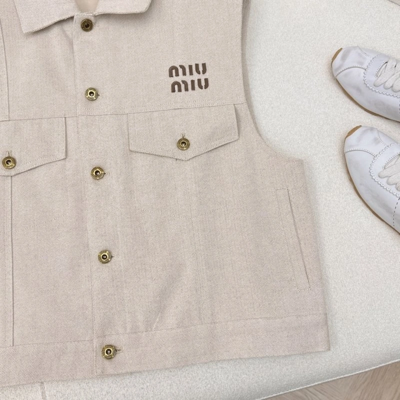 Upgraded Miu Miu Vest 150965