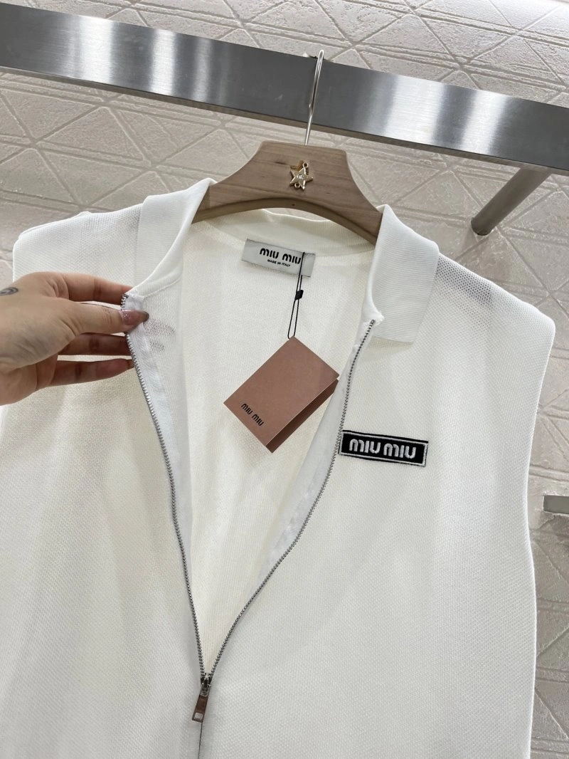 Miu Miu Vest Trendsetting 150958
