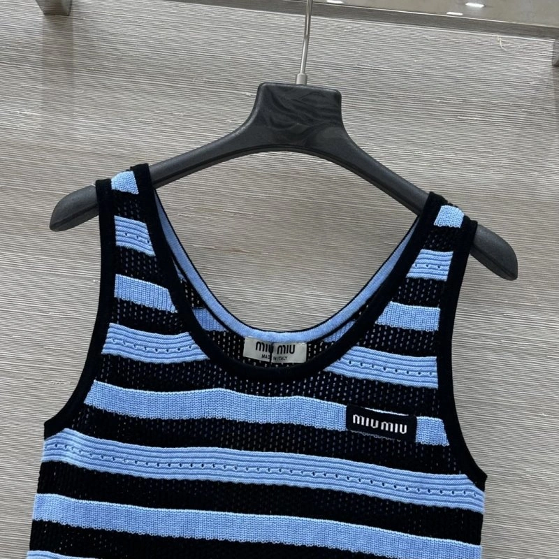 Miu Miu Vest ModernLook 150953