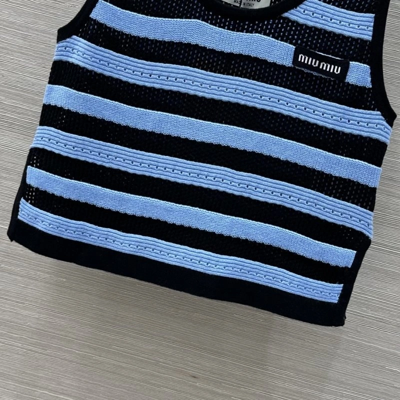 Miu Miu Vest ModernLook 150953