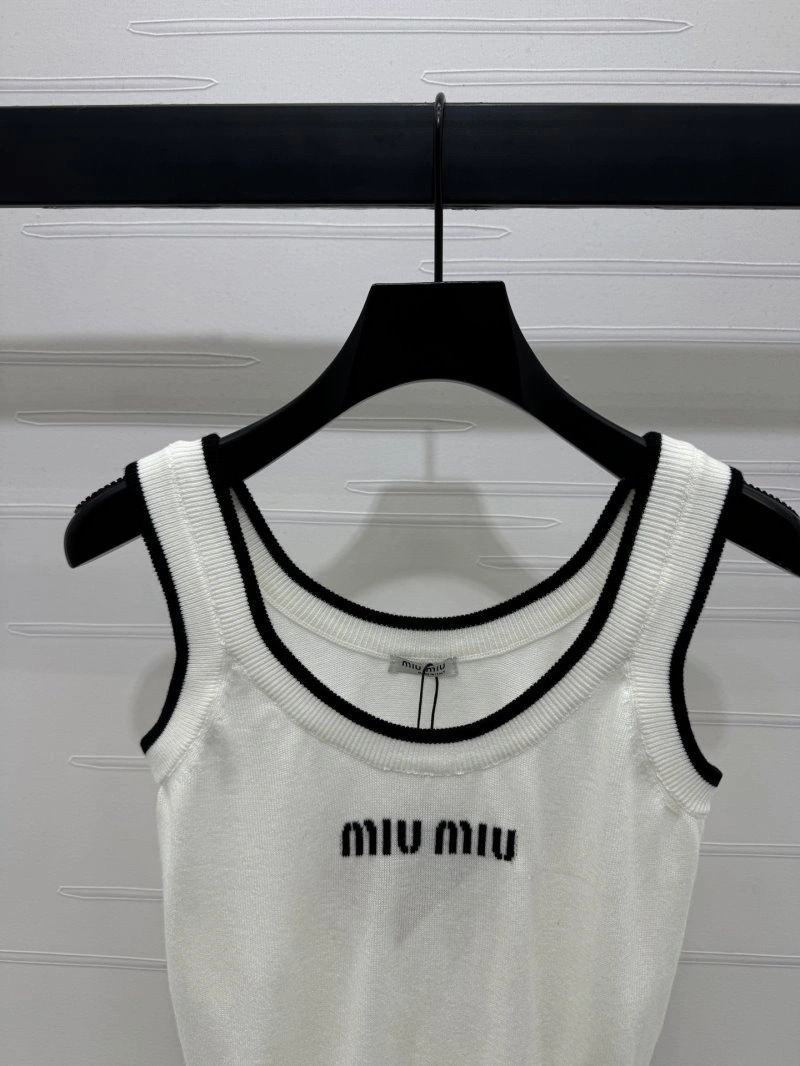 Sleek Miu Miu Vest 156063