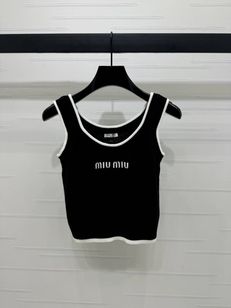 Effortless Miu Miu Vest 156043