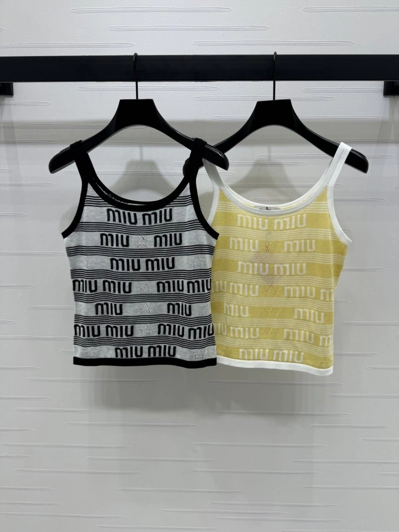 Miu Miu Vest Practical 156037
