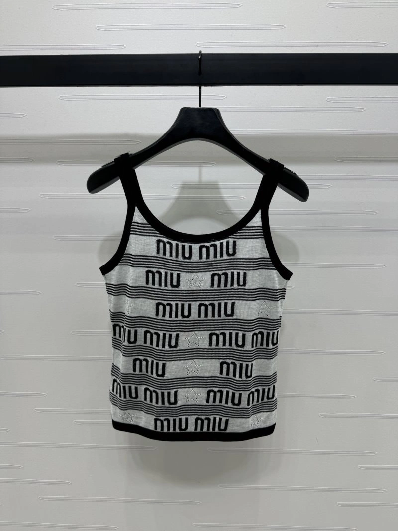 Miu Miu Vest Practical 156037