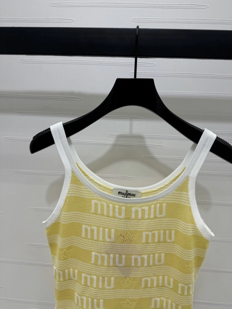 ComfortFit Miu Miu Vest 156036