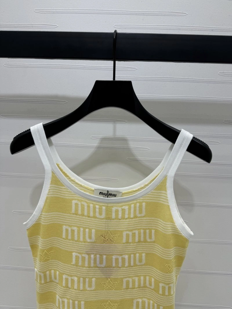 ComfortFit Miu Miu Vest 156036