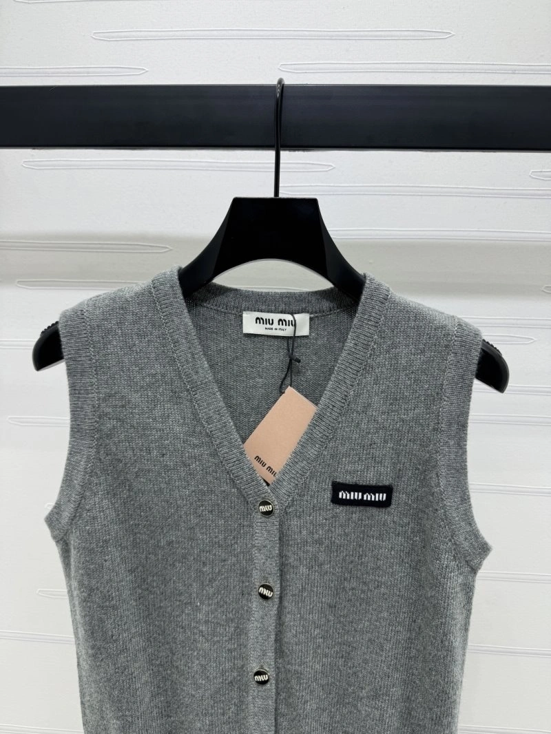 Miu Miu Vest TimelessDesign 156038
