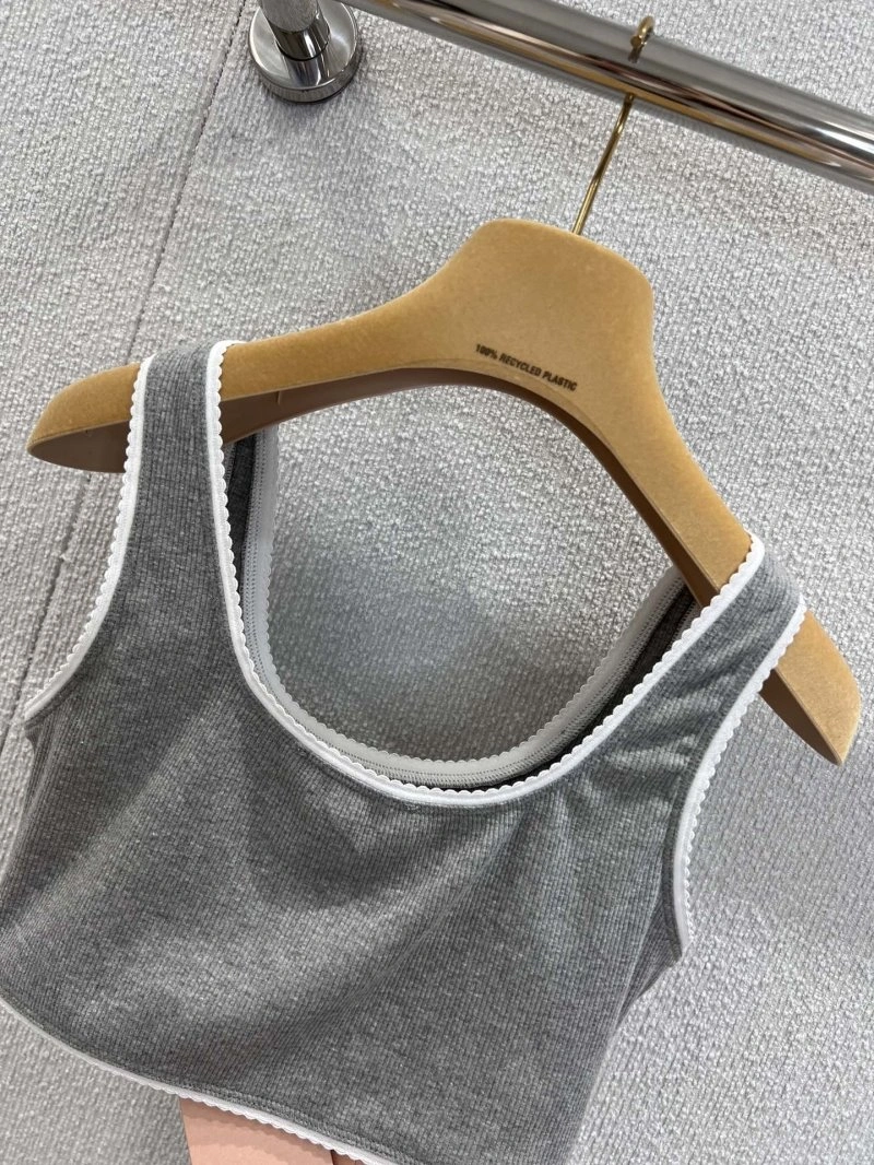 Miu Miu Vest Compact 156115