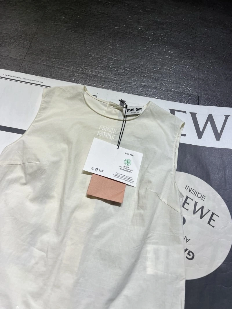 Durable Miu Miu Vest 156020