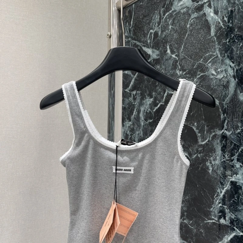 Durable Miu Miu Vest 156028