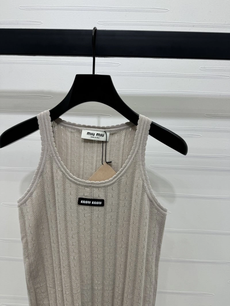 Miu Miu Vest Breathable 156027