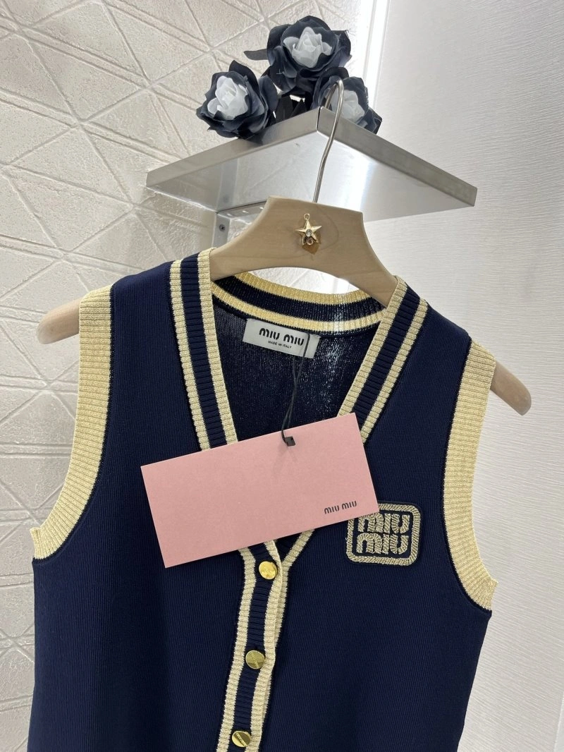 Miu Miu Vest WrinkleFree 156011