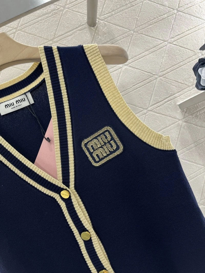 Miu Miu Vest WrinkleFree 156011