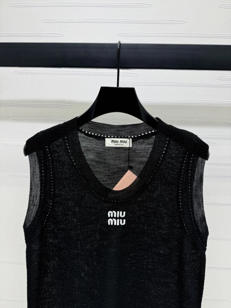 Miu Miu Vest Breathable 156000