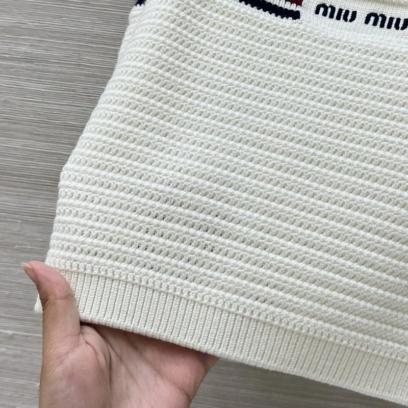 Miu Miu Vest DailyWear 156002