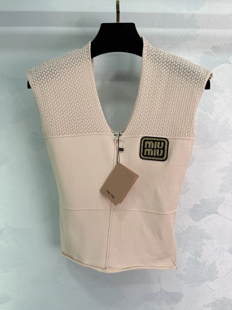 Miu Miu Vest Unique 155984
