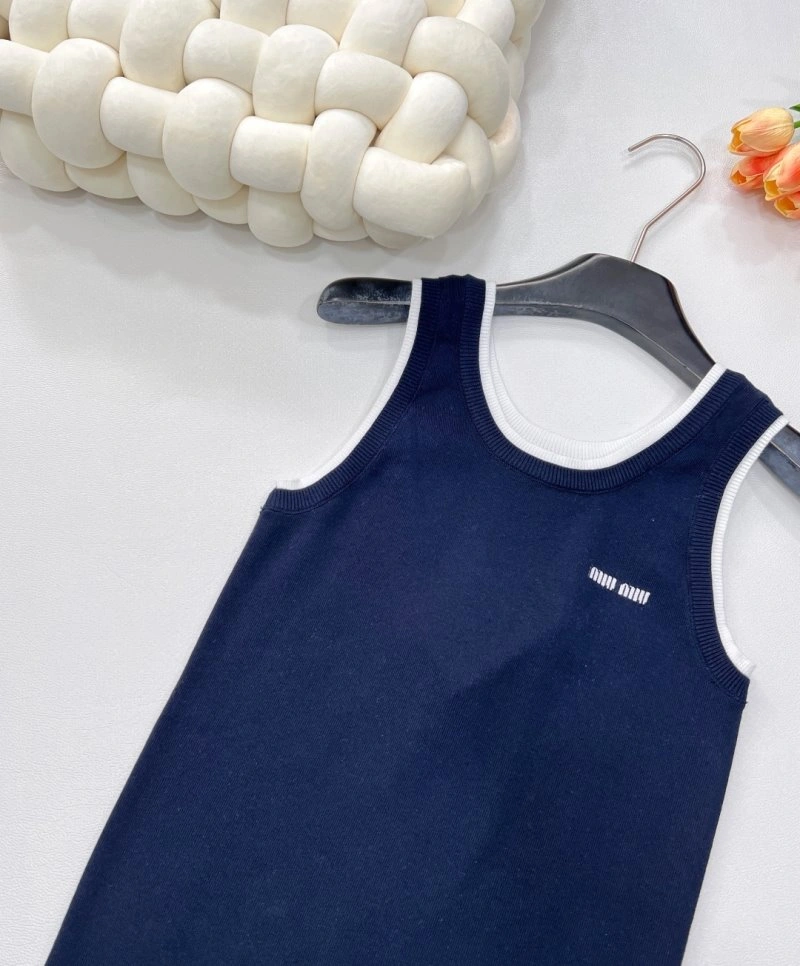 Miu Miu Vest MultiPurpose 148405