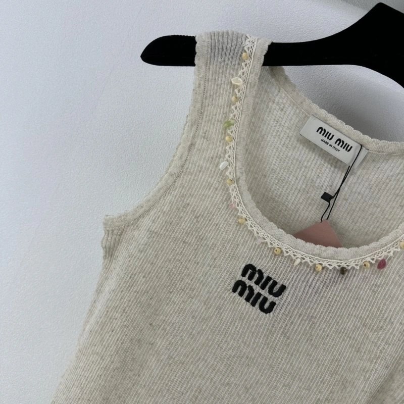 Miu Miu Vest Sporty 148397